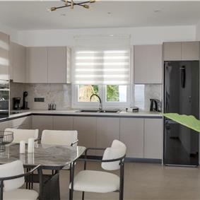 4 bedroom villa with pool by the sea, near Corfu town, sleeps 8